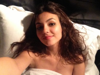 Les photos volées de Victoria Justice nue Whassup