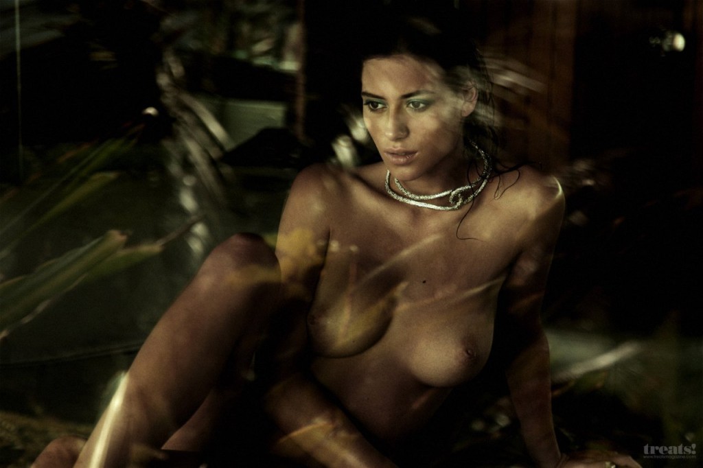 Alejandra-Guilmant-Naked-20-1024x682