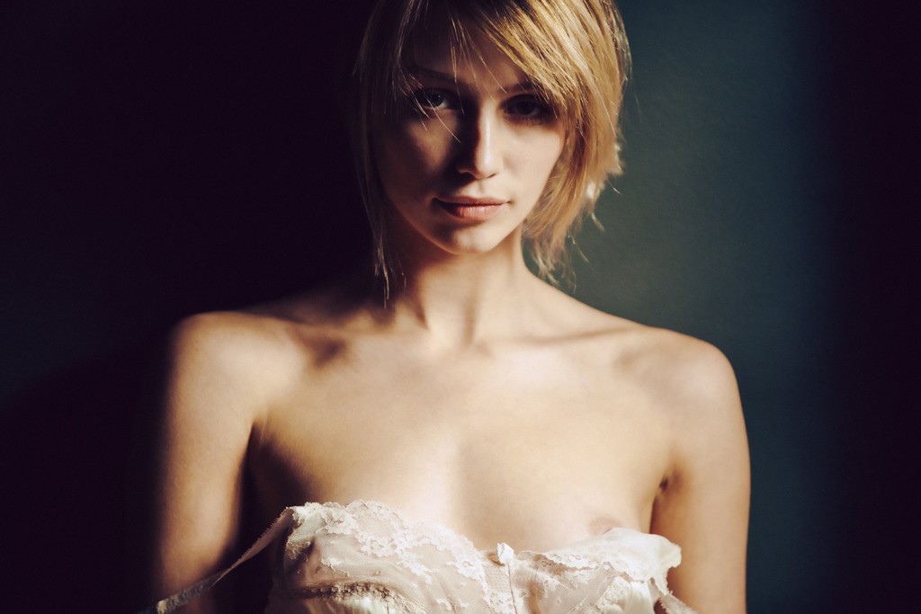 Cailin-Russo-Topless-3