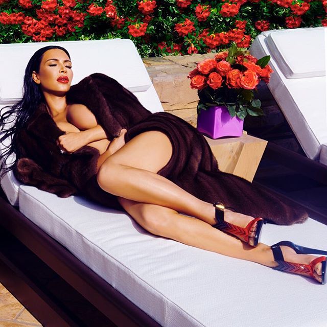Des photos sexy de Kim Kardashian nue