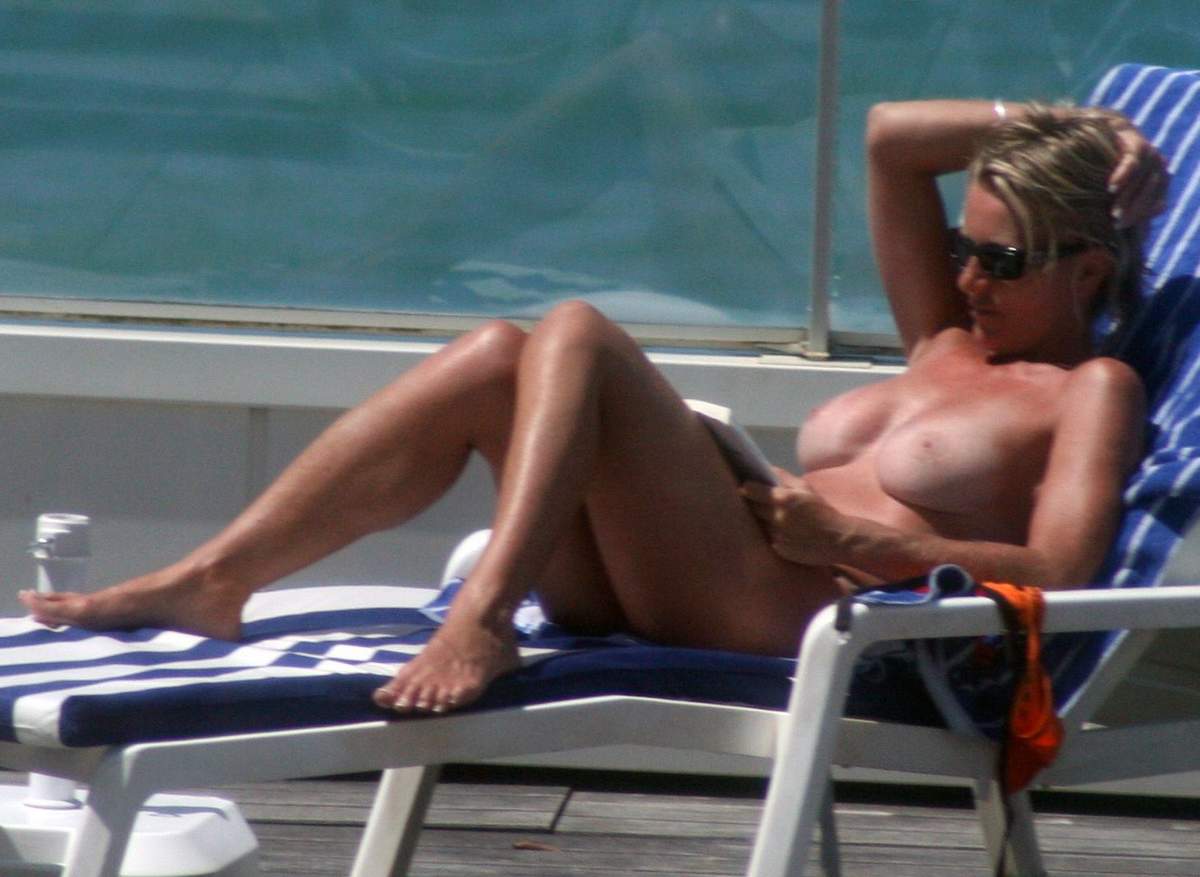 Anne sophie lapix topless