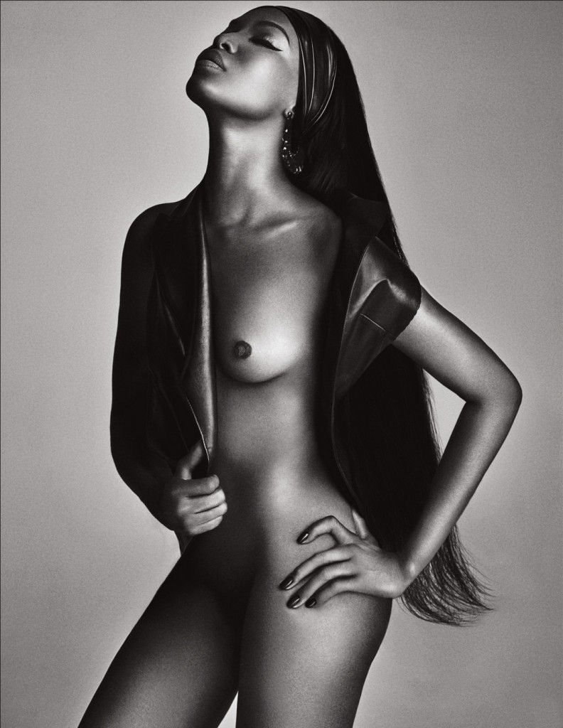 Naomi Campbell nue seins nus hot sexy Lui 3