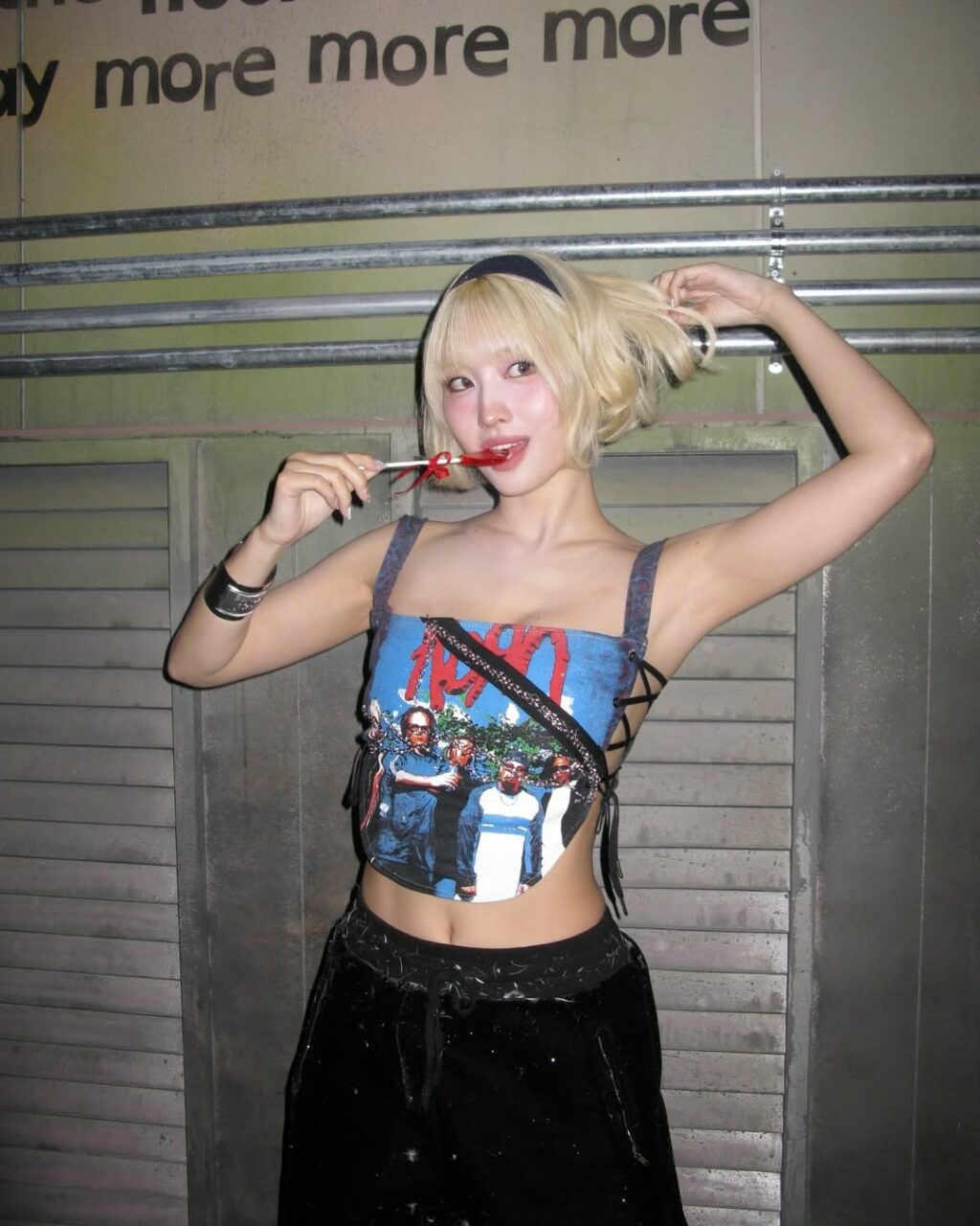 Toutes les photos de Hirai Momo | TWICE nue et seins nus